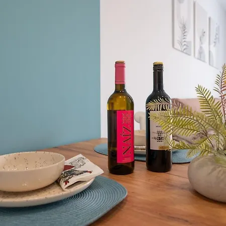 Апартаменти Lxr Meninas 2hab Close To The Sea