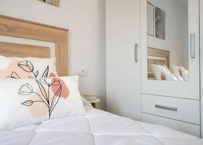 Lxr Meninas 2hab Close To The Sea * フエンヒロラ